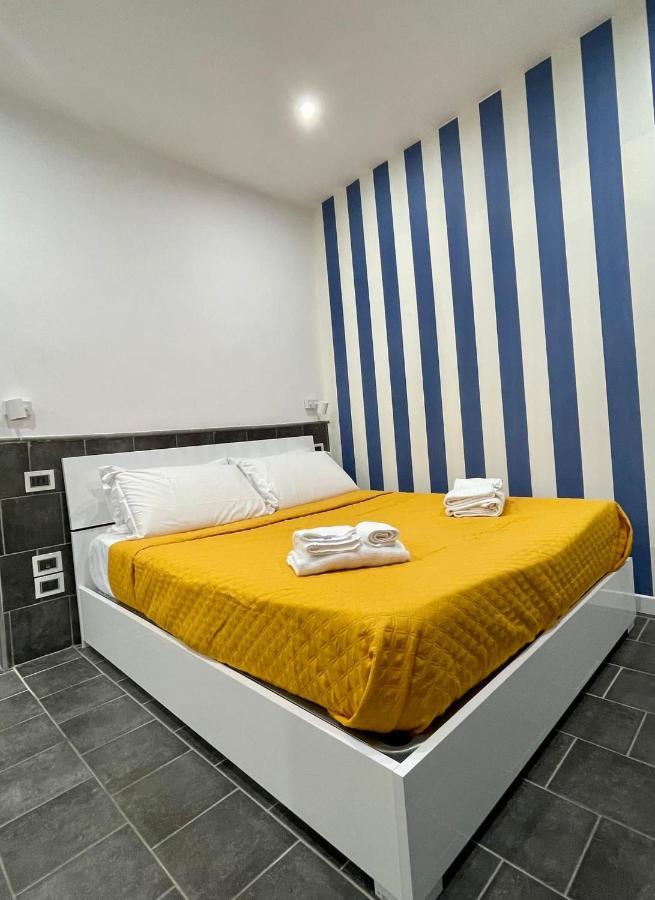 Yacht Club Angioino Hotell Napoli Eksteriør bilde