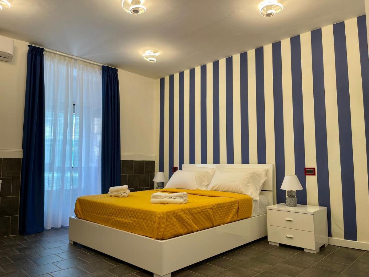 Yacht Club Angioino Hotell Napoli Eksteriør bilde