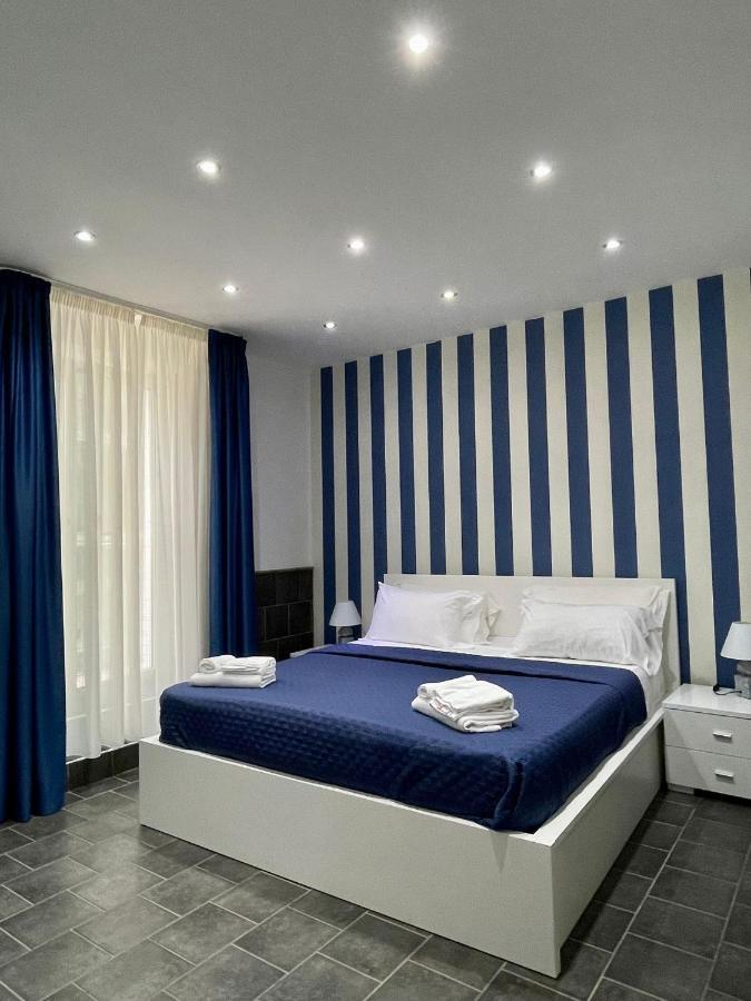 Yacht Club Angioino Hotell Napoli Eksteriør bilde