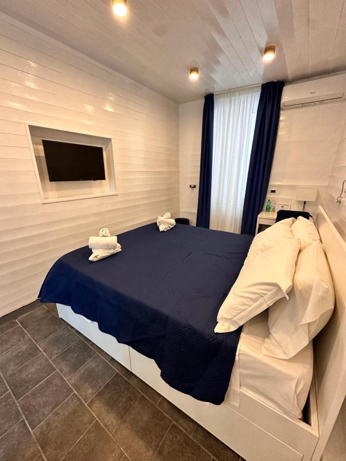 Yacht Club Angioino Hotell Napoli Eksteriør bilde